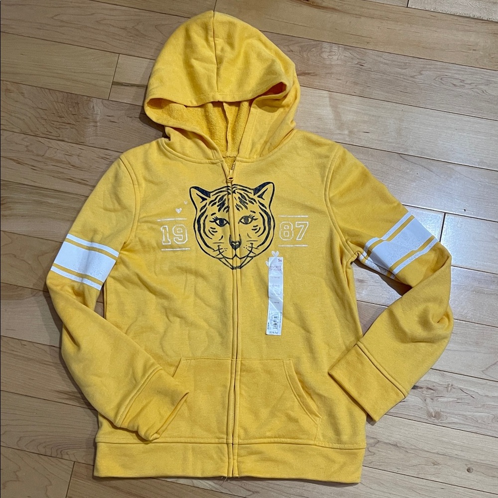 🆕 SO Yellow Favorite Zip Hoodie with Tiger Graphic